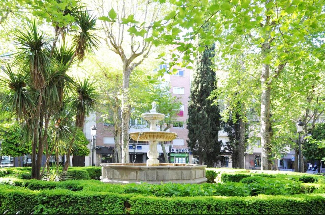 Apartasuite Centro Historico Atico Tranquilo Y Luminoso En El Corazon De Granada Exterior foto